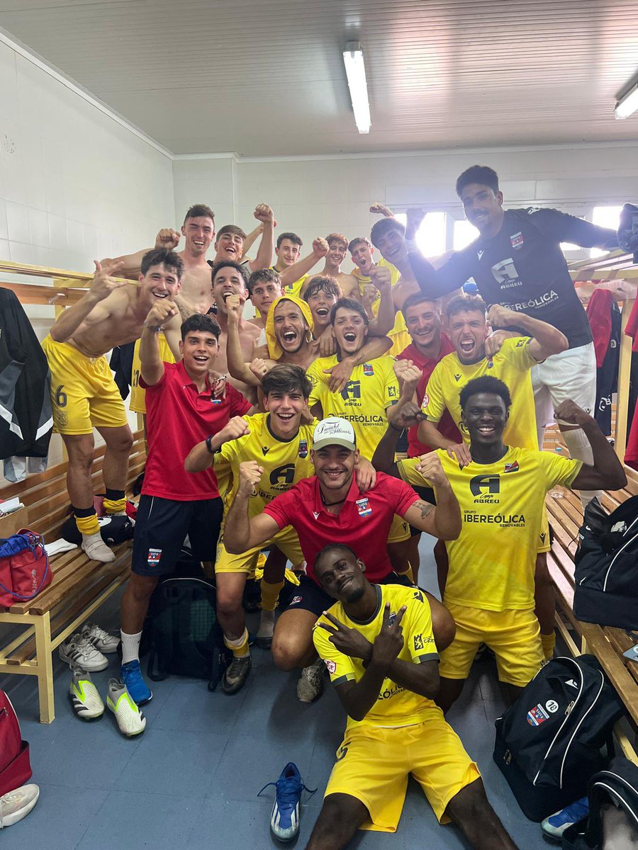 cddiocesano's tweet photo. ➕3️⃣

 ¡¡¡VAAAAMOS DIOCEEEE!!! ❤️💙

#VamosDioce https://t.co/eY3jjfKbO6