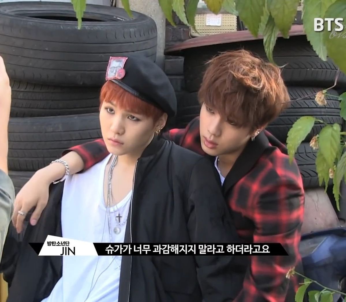 yoongi cat pics tweet media