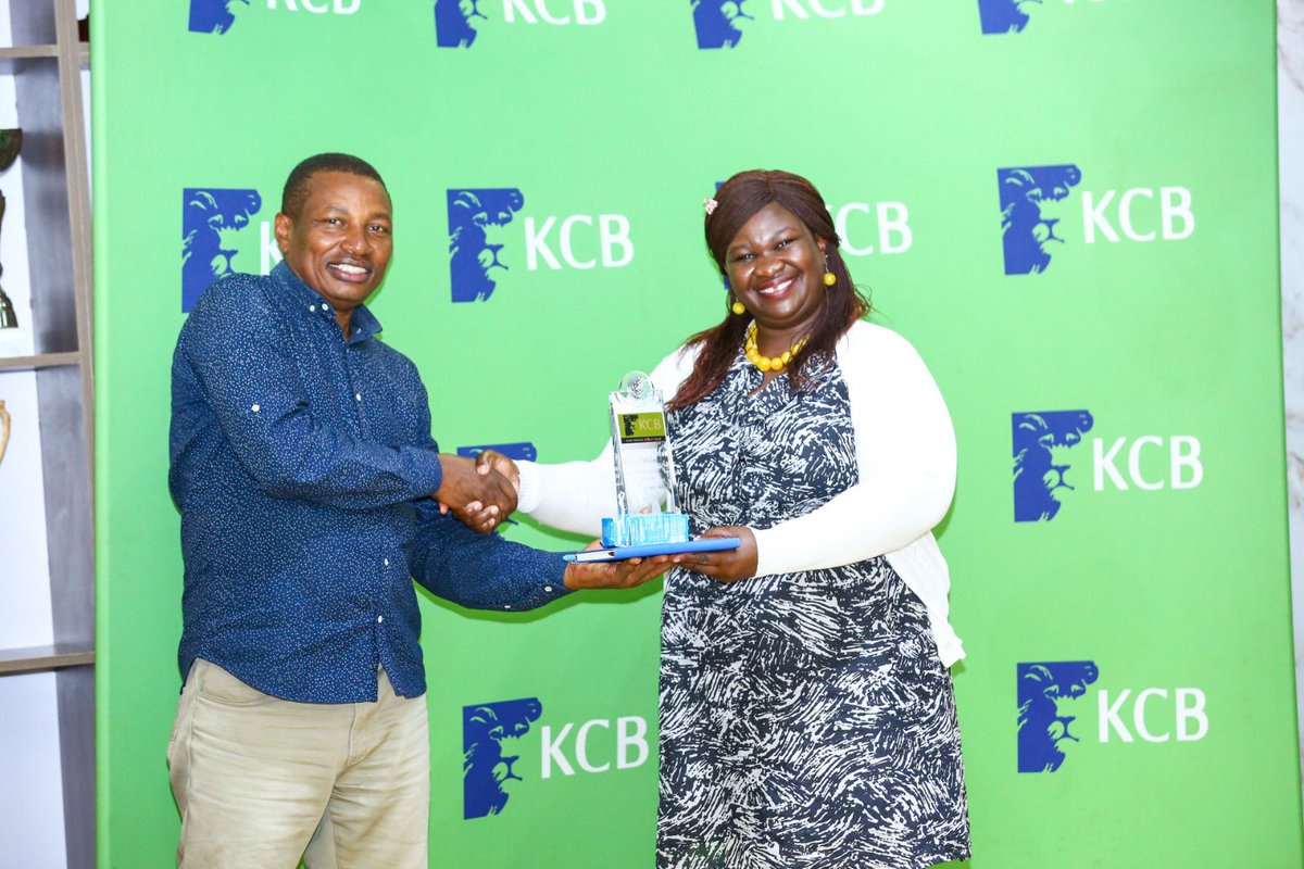 KCBInKenya's tweet photo. A thrilling day at the 18th leg of the #KCBEAGolfTour2024 as the four-ball of Philip Kibet, Fostine Maithya, Mercy Nderitu, and Daniel Salaton took home the win with an impressive combined score of 111 points at the 9-hole Machakos Golf Course! 🎉

#ForPeopleForBetter https://t.co/fqh9usQWFi