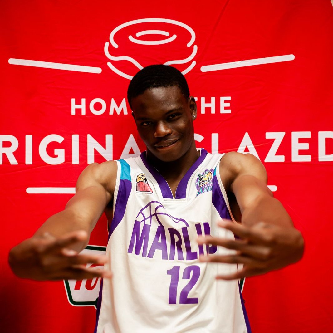 BNLSA's tweet image. 🌟 MVP Alert: Tirivashe Gapara! 🏀 With 9 points, 8 rebounds, 2 steals, and 1 block, he brought the energy and impact needed for the win! Shoutout to @krispykreme_za for making these celebrations even sweeter! 🙌

#MVP #HoopsHero #dough #BNLSA