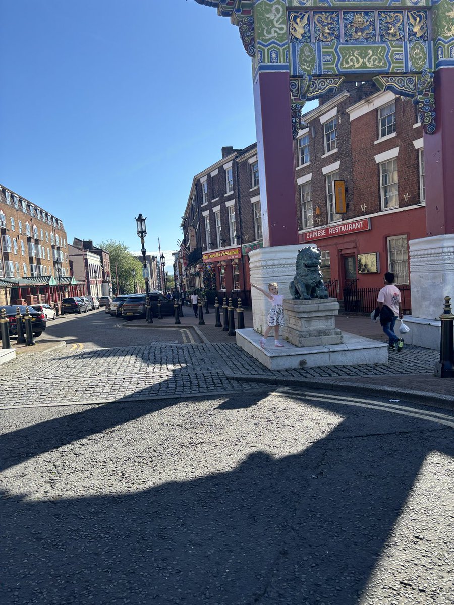 meganconnor91's tweet photo. Ruby always enjoys a trip to Chinatown ⁦@AnfieldRoadY2⁩ ⁦@MSAnfieldRoad⁩ https://t.co/UIdK126xXa