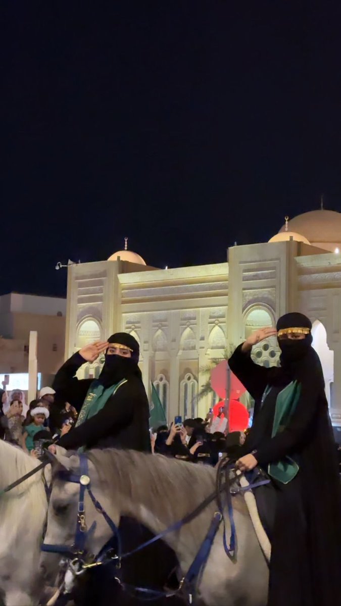 shahdnow's tweet photo. تغطية اليوم الوطني السعودي 94

مشاركة فريق #فرسان_الاحساء و #مربط_العامريه في مسيرة اليوم الوطني الـ94 مع الجهات المعنيه 

حسابهم في تيك توك
al.amriya

اسماء الفارسات المشاركه:
سلطانه امين 
شوق نايف
الجوري احمد 

#اليوم_الوطني_السعودي_94 
  #الاحساء https://t.co/TucRYsaNpV