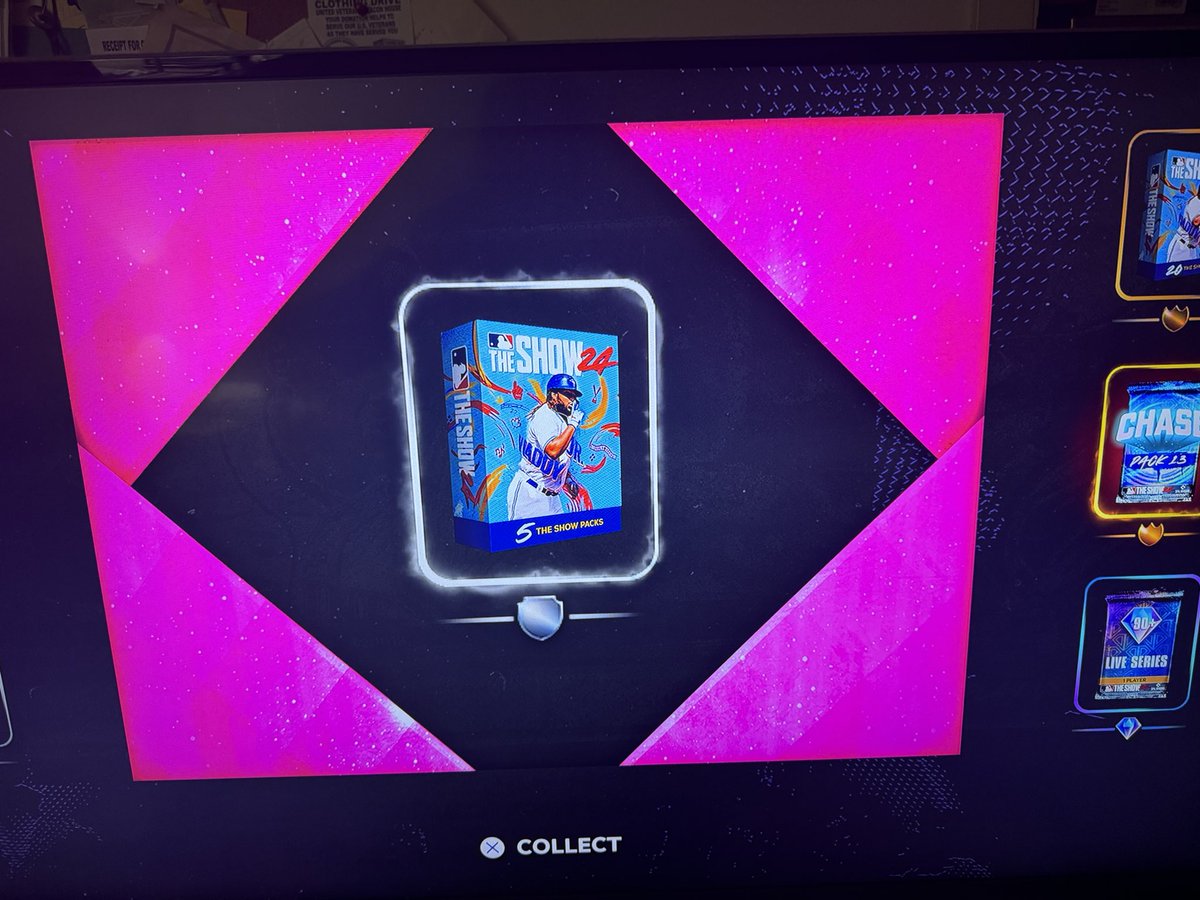 youngsmits's tweet photo. @MLBTheShow what’s going on you been glitching me bad

Giving me the wrong rewards….my photos prove it https://t.co/EEMzeGDg6q