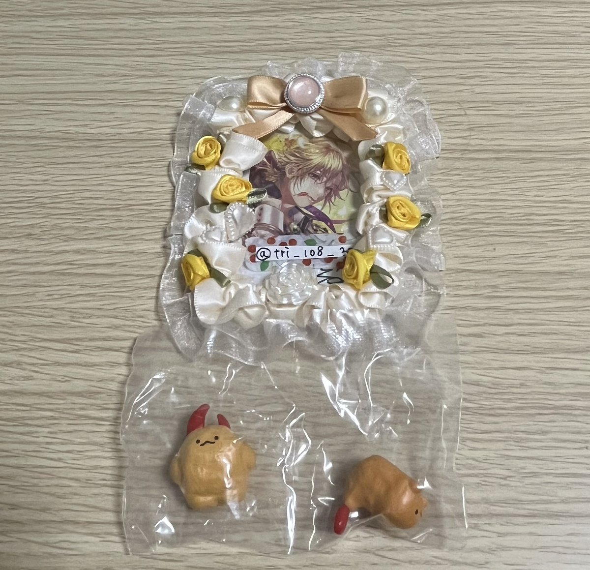 tri_108_30's tweet photo. お弁当フレンズ　交換

譲：えびフライちゃんとカニつめフライちゃん
求：しいたけとかきフライちゃん

郵送希望です
よろしくお願いします🙇 https://t.co/H0rb9gWNQw