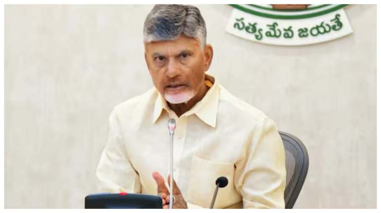 moneycontrolcom's tweet photo. #INDIA | Tirupati laddu controversy: All Andhra temples to be cleansed soon, says Naidu 🛕🧹

Know more👇
https://t.co/O2ozYRyZZy

#TirupatiLadduRow #AndhraTemples #Cleaning https://t.co/exuga0Sj4G