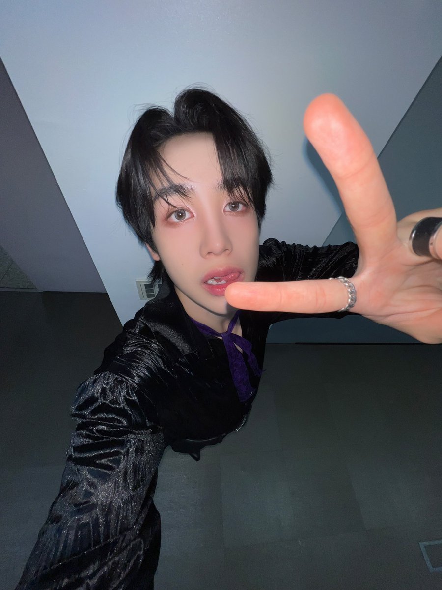 xikers_official tweet picture