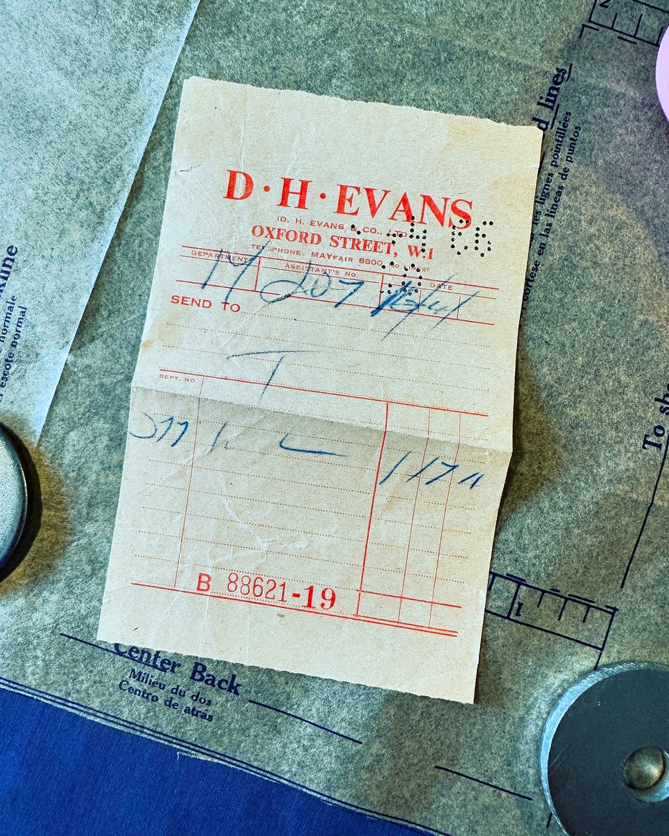 whatkatiediduk's tweet image. What better way to spend a rainy Sunday than to break open a vintage pattern. You never know quite what you’ll find and this pattern for a simple shift dress from 1963 had the original receipt inside from London department store D H Evans. #vintagesewingpatterns #vintagesewing