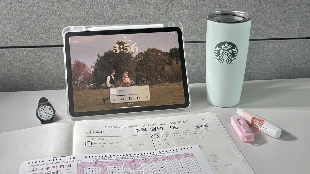 wonneeeey's tweet photo. 오랜만에 업로드 .. ✴︎✩
잘하고 있는건지 모르겠는 파이널 시즌 ｡ﾟ(´□`)ﾟ｡ https://t.co/s7GZouHB11