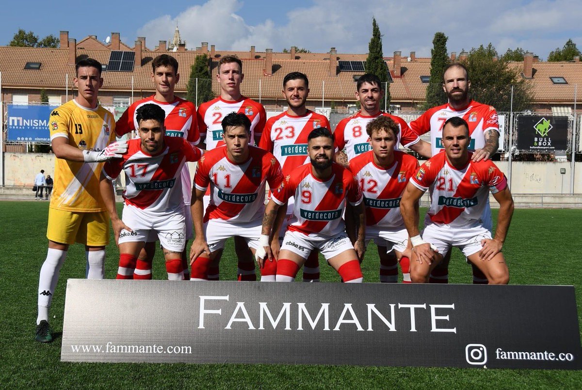 adcolmenarviejo's tweet photo. ⚪🔴⚪ | 𝗣𝗥𝗜𝗠𝗘𝗥 𝗘𝗤𝗨𝗜𝗣𝗢 
JORNADA 2

🆚 A.D. Adarve

2️⃣-0️⃣

⚽ Roldán 
⚽ Porre

Segundo partido de liga donde se consigue sumar de nuevo los 3 puntos. Partido controlado de principio a fin y con un juego vistoso. Próxima parada Celtic Castilla. https://t.co/3vkO6XTsqU