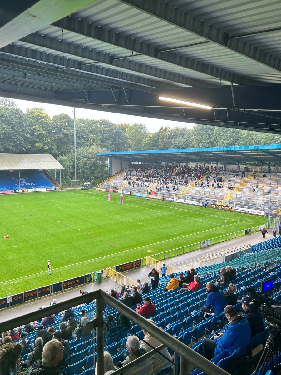 OfficialBullsRL's tweet image. A beautiful view from the shay stadium today as the bulls fill the stands 🖤🧡❤️🐂 #coyb #bradfordbullsontour #rlfc #rugby