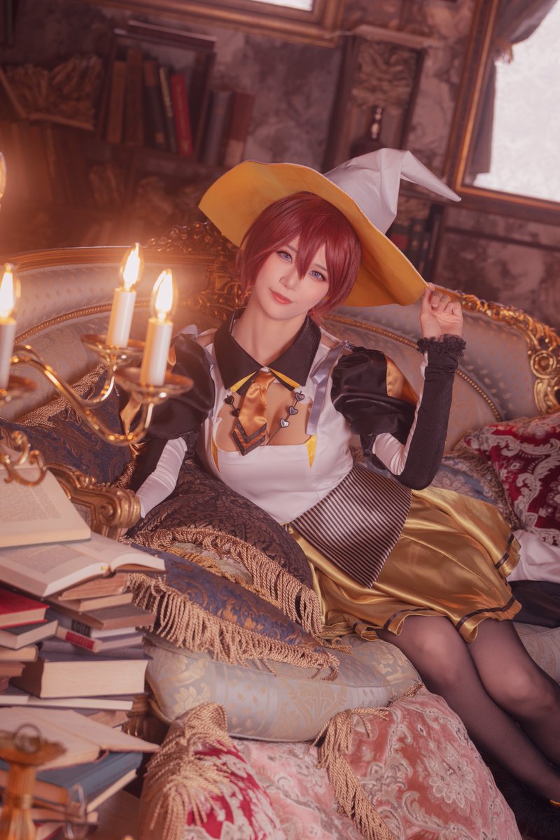 hgrnRR's tweet image. 【 コスプレ 】  マクロスΔ 
　　　　　
超時空ウィッチ - カナメ -
　
🪄🌟
ヴァイスシュヴァルツ描き下ろし衣装

📸@YUZ_pic