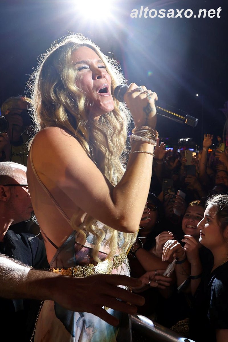 Joss Stone performs live at Rock in Rio 40 Anos at Parque Olímpico in Rio de Janeiro, Brazil on September 19, 2024. #JossStone #RockinRio40Anos #RockinRio2024 #RockinRio 
ALTOSAXO Music Apparel
altosaxo.net