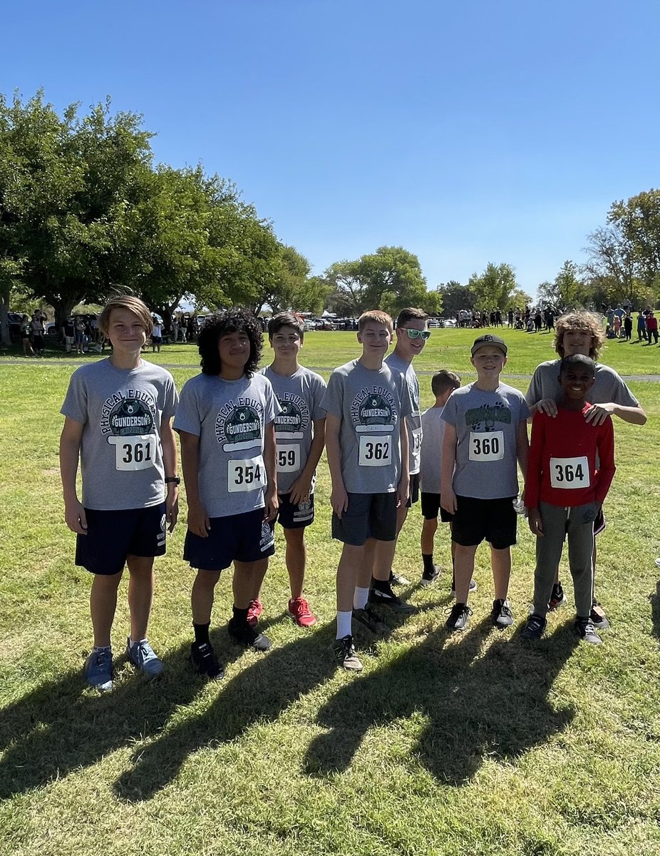 lindemuthccsd's tweet photo. It was a super Saturday for #GMSXC ππ»ββοΈππΌββοΈ https://t.co/0BK0PhrXrQ