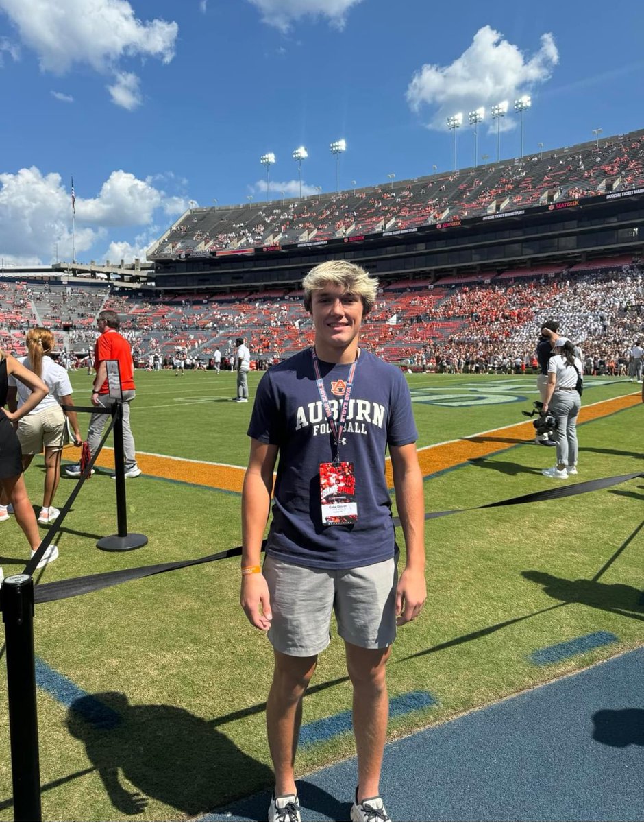 AJHoward6's tweet photo. Raider Nation got them Dawgs.

@kadyn_mitchell @Gabe_Glover2 @AuburnFootball https://t.co/G15gpVpHMy