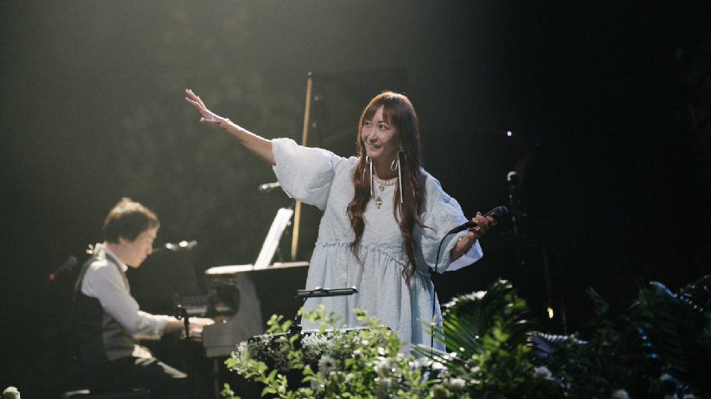 mcjling's tweet photo. 「星空花宴」インタビュー公式撮影 P1 https://t.co/Lzlj5f9n2r