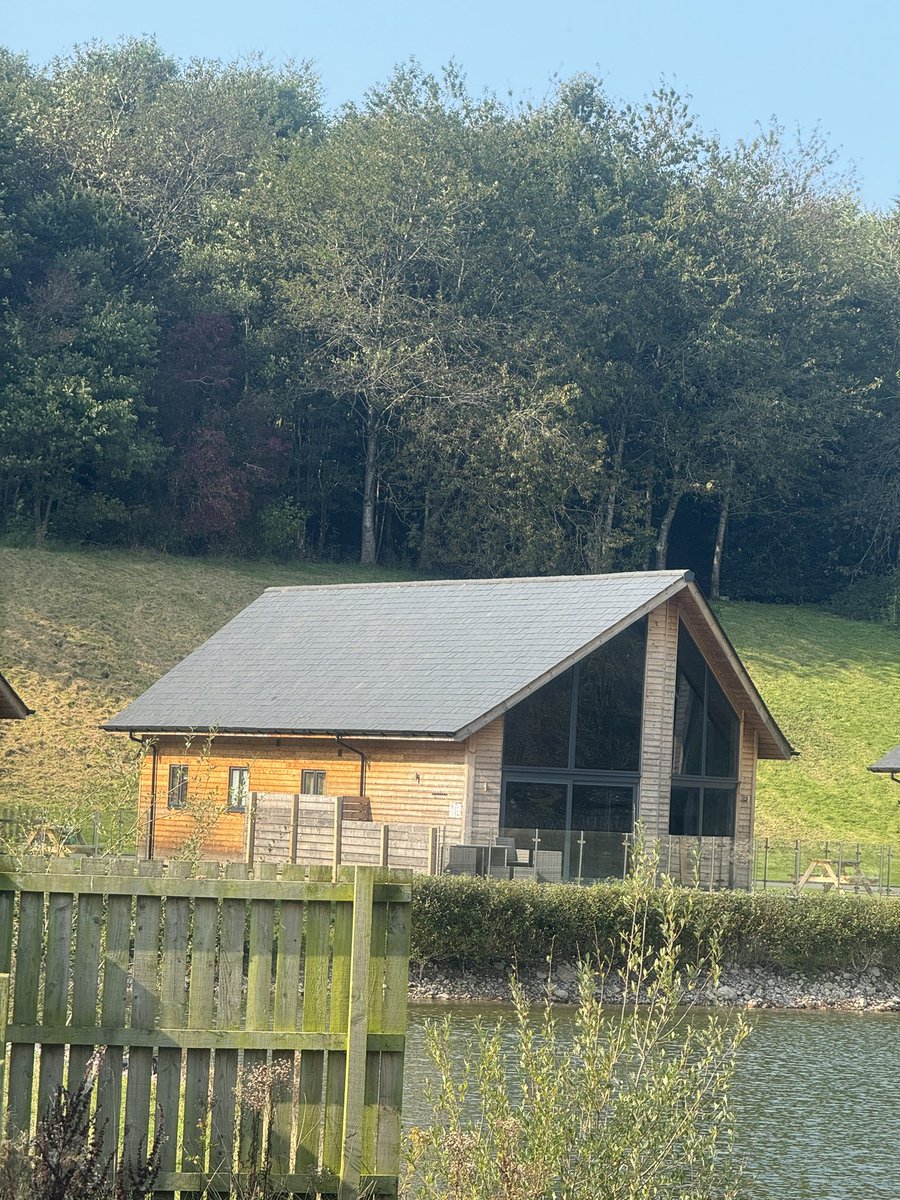 FHCCfoxes's tweet photo. Fabulous weekend, relaxed friendship, good fun. Time for us to be together, now home to families and loved ones. Until next year…. Or maybe we can sneak off again sooner 🤣🤣❤️ https://t.co/WJdNmuFkMD