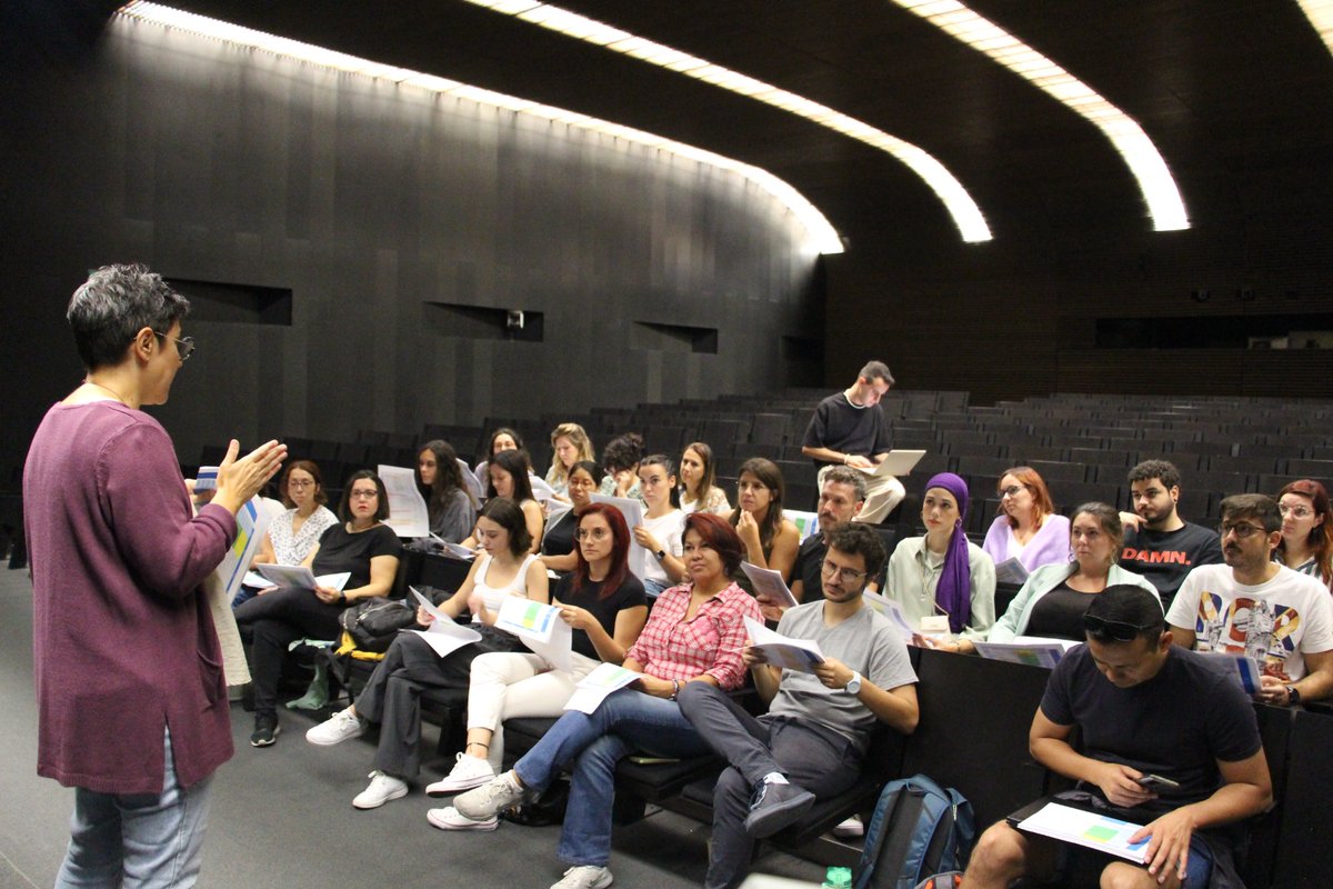 Solo queda 1 día🗓️ para el #Foro5IS y el equipo de <a href="/JOVESOLIDES/">JOVESÓLIDES</a> ha invertido toda su energía para que todo esté a punto. 

Estamos deseando recibiros y compartir nuestro trabajo a través de este evento tan especial🤞🏼✅