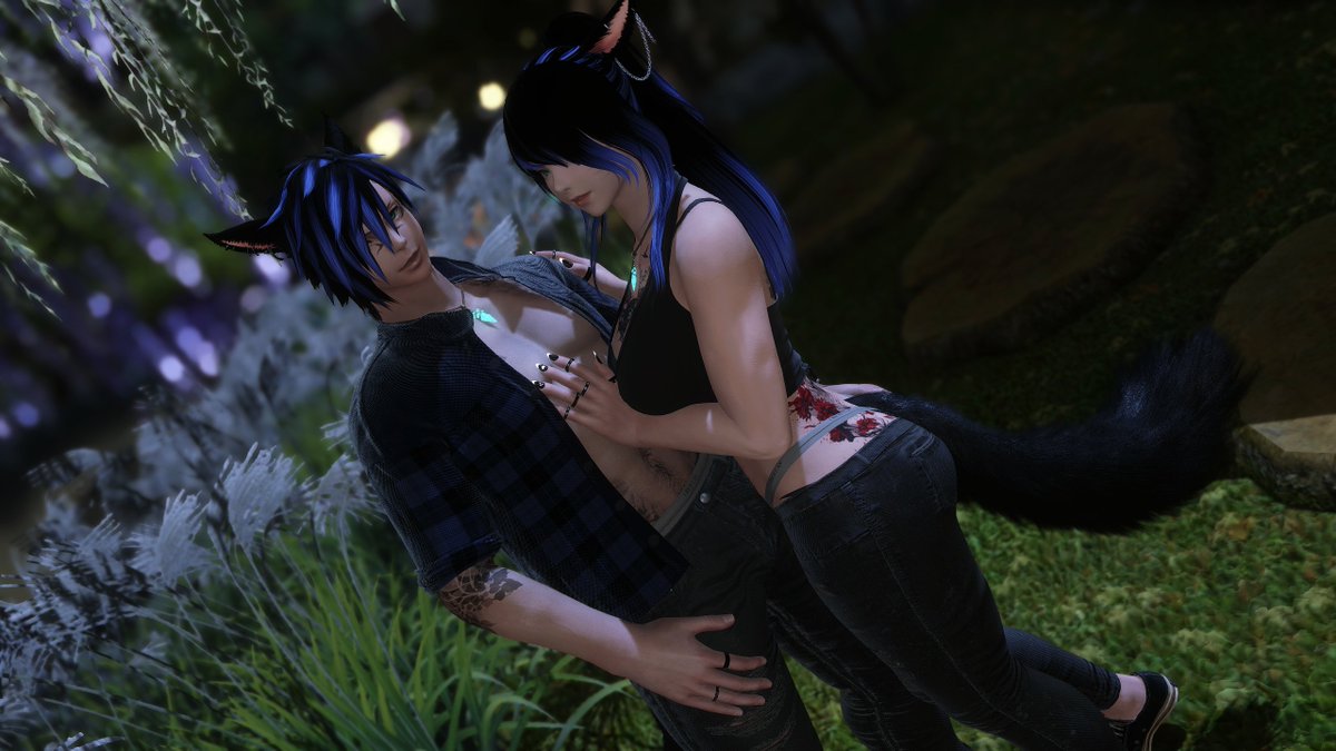 rorajandelaine's tweet photo. Think you can handle the both of us? https://t.co/z0i2DdMUhu