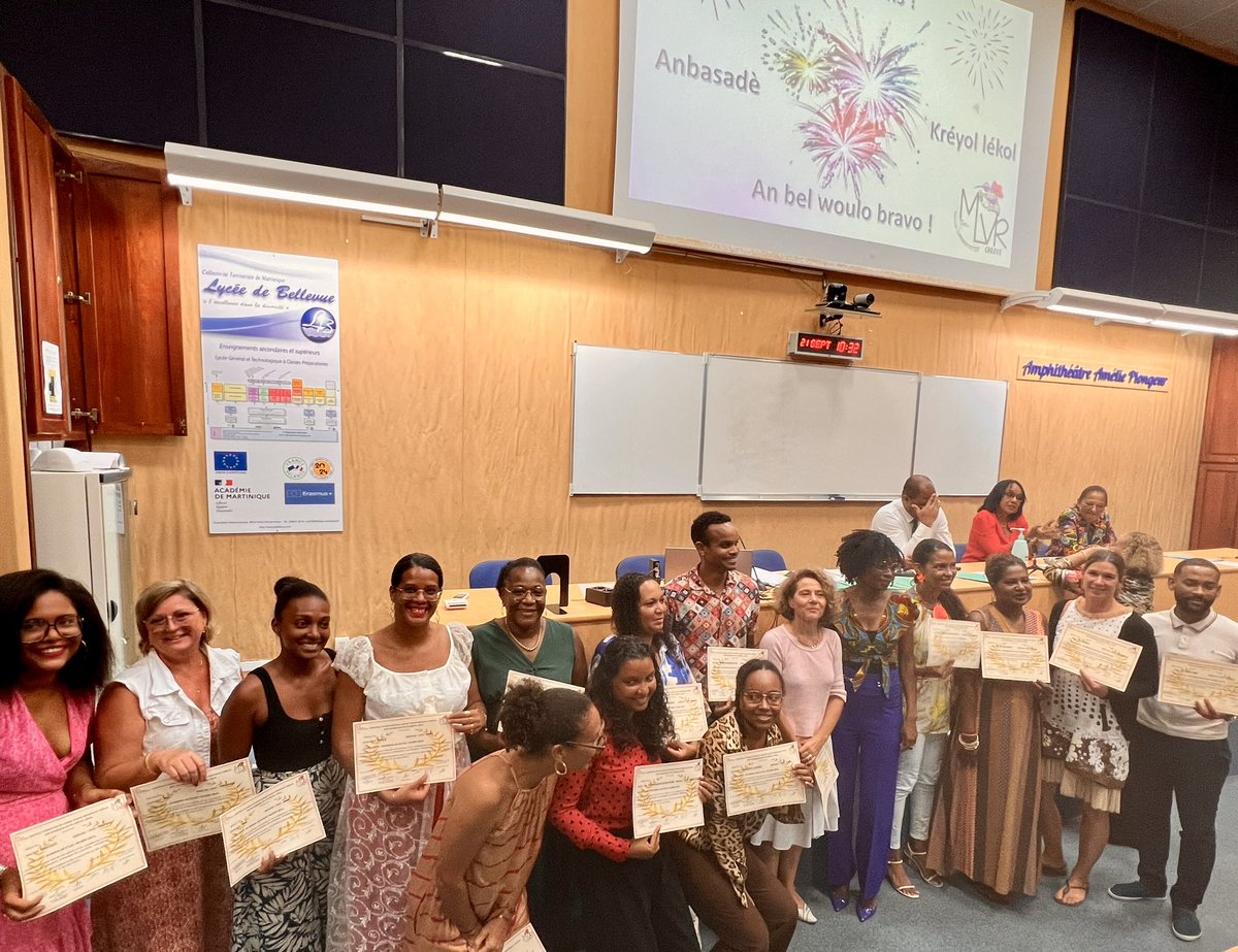 Académie de Martinique tweet media