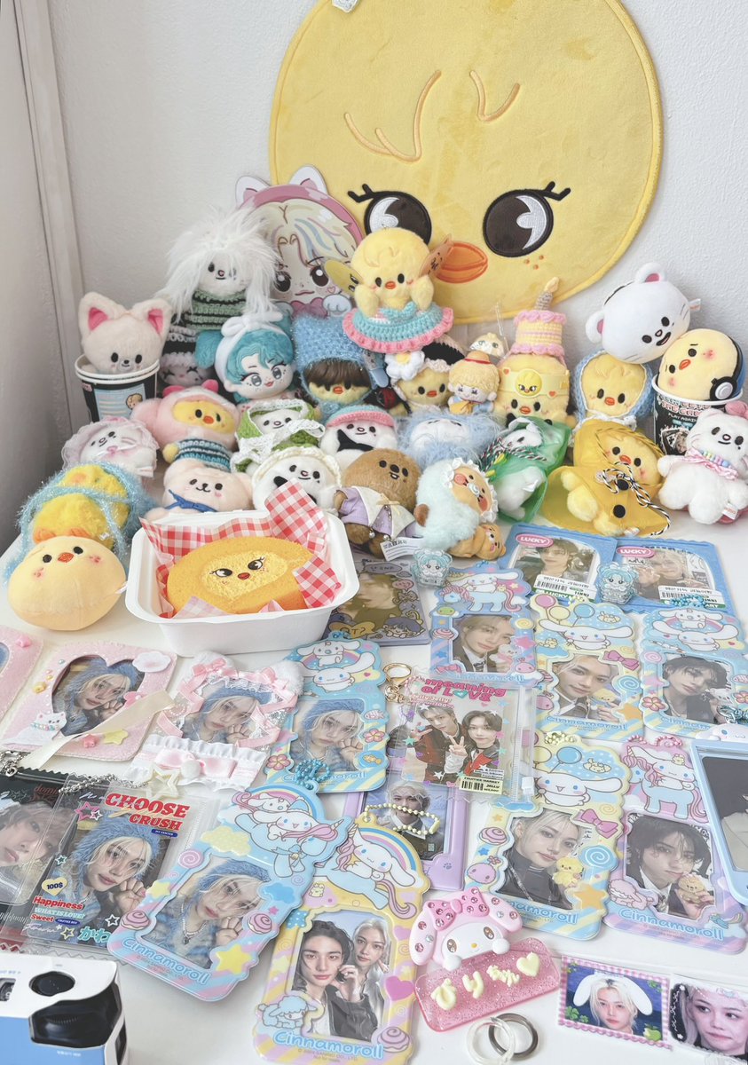 cutieknp's tweet photo. 🧁🐣🩵 #FelixGetsTheGameOn https://t.co/ooreZr4pj6