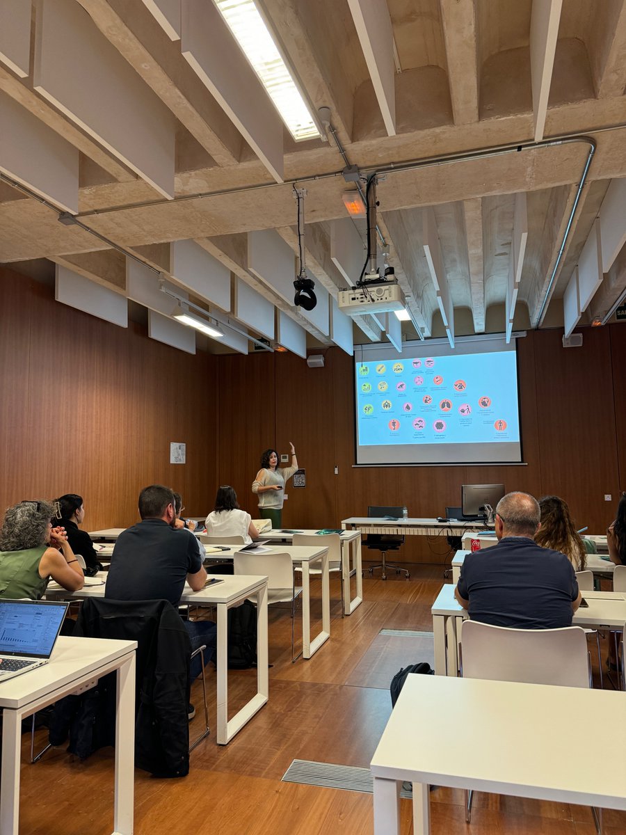 MAYAB_UPM's tweet photo. Hemos dado comienzo al Máster MAYAB (2024-2025). 
Como primeros ponentes hemos tenido el honor de contar:

•⁠  ⁠Fabián López Plazas 
•⁠  ⁠Cristina Linares Gil
•⁠  ⁠Yolanda L. 
•⁠  ⁠F. Javier Neila González 
¡Gracias por compartir vuestro conocimiento! #MAYAB https://t.co/vjyQZiRE6V