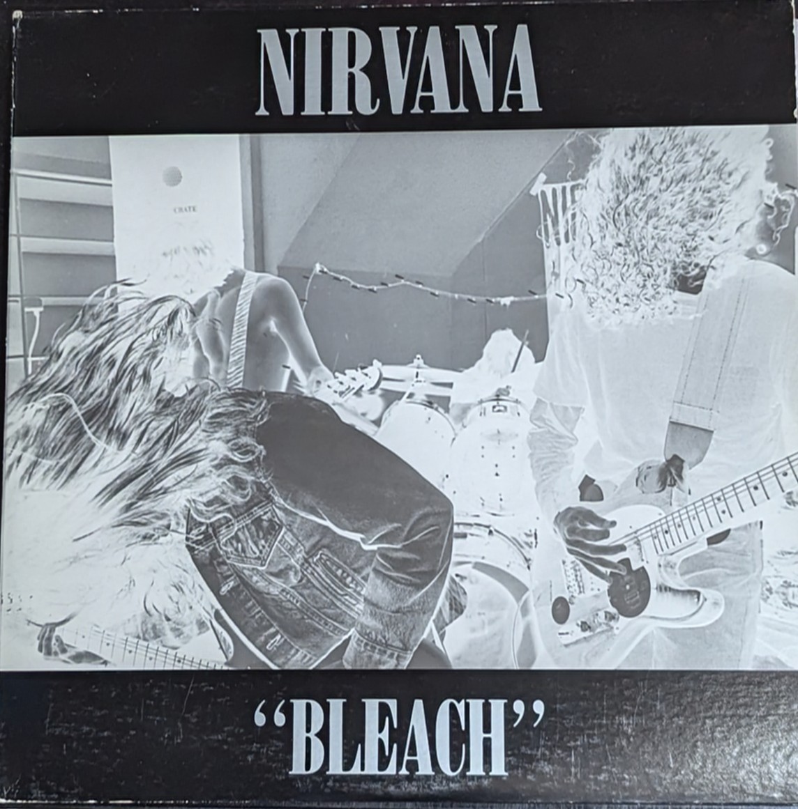 litoru_monsta's tweet photo. レコード生理中
レコード今日の1枚
Ｎｏ. 120
NIRVANA 
“BLEACH”
A.3. ABOUT A GIRL
A.4. SCHOOL
B.5. BIG CHEESE
 #nirvana
 #ニルヴァーナ
 #nirvanaBleach
 #ニルヴァーナブリーチ
 #kurtcobain 
 #カート・コバーン
 #aboutagirl
 #grunge
#レコード
 #records
 #lp https://t.co/7Pz7jA1nKi