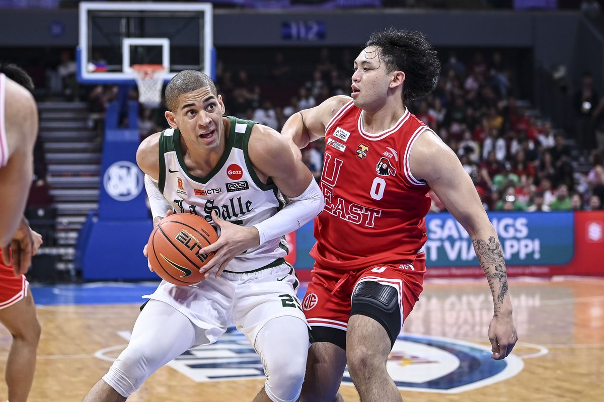 News5PH's tweet photo. Nalasap ng La Salle ang unang talo matapos ang three-game winning streak sa kabila ng impresibong laro nina reigning MVP #KevinQuiambao at #MichaelPhillips. https://t.co/W9pp7mXABX