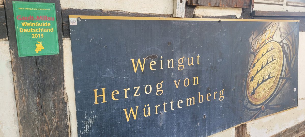 oldschool_STR's tweet photo. #Stuttgart #Untertürkheim
#prematch #liquidlunch
#vfb #vfbbvb https://t.co/yOXhXGJx8K