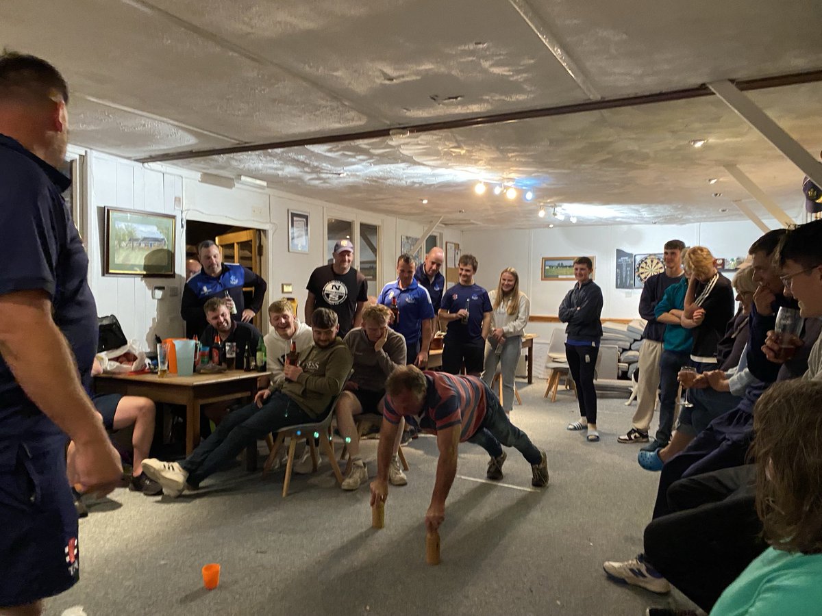 brailsford_cc's tweet photo. @ thats the end of 🏏24 - no promotions (2nd’s close) but each team achieved its club objective &amp; we move on in Div 3 / 6 / 9 &amp; 10, a great range for our players. We ended with Asif’s fab curry🙏 &amp; some great fun in the ☘️’s way #realfamilyclub https://t.co/iSVDXDPcQ0