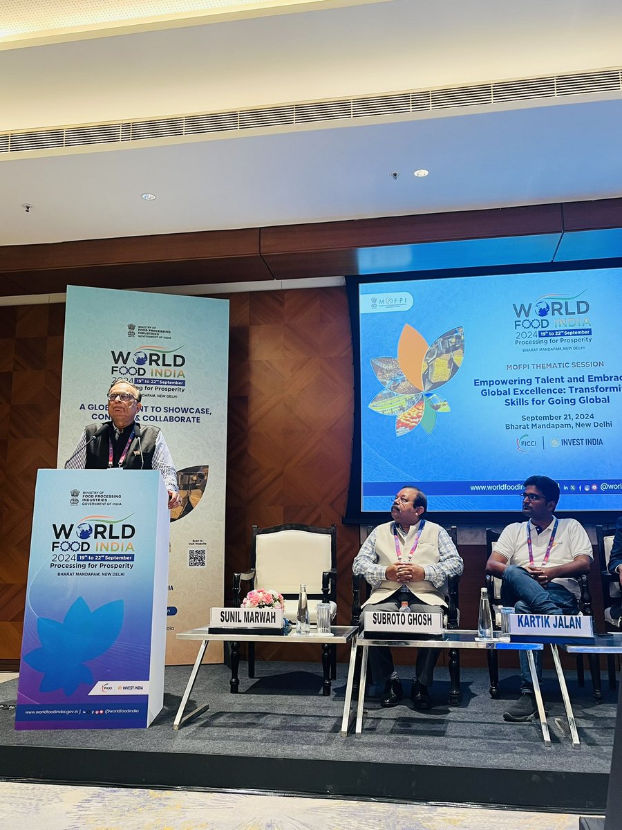 FFicsi's tweet photo. At #WorldFoodIndia2024, Sunil Marwah. CEO of FICSI, led a powerful session on "Transforming Skills for Going Global", featuring insights from:
Thomas Jose, Venkatesh Kumar, Aradhana Srivastava. Kartik Jalan and Subroto Ghosh. 
@NSDCIndia @MOFPI_GOI @MSDESkillIndia https://t.co/stJ3D7XZQz