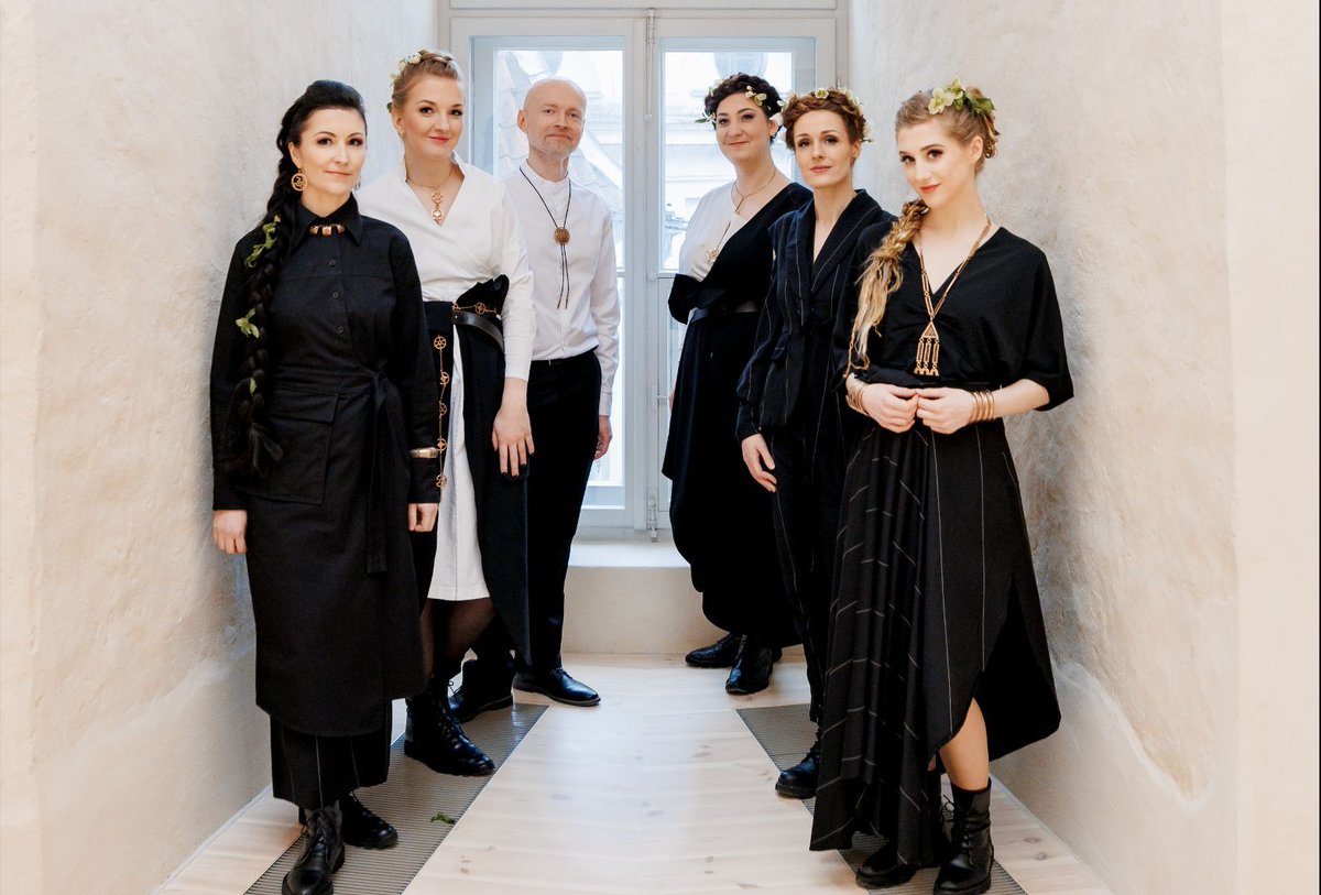 “Latvian Voices” aicina uz rudens koncertiem “Folk Mesa” buff.ly/3zf6tC4