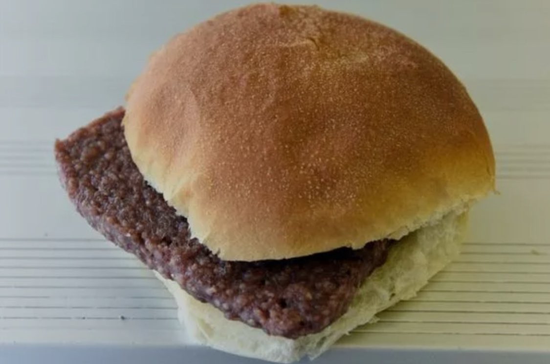 GroupHarcus's tweet photo. Calling all Scottish people…. 🏴󠁧󠁢󠁳󠁣󠁴󠁿 What do you call this? #scotland https://t.co/sNk2jHXtOE