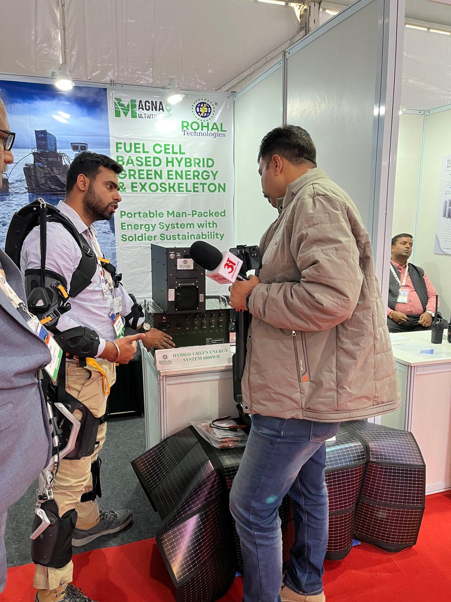 PvtRohal's tweet photo. A fantastic event at #Himtech2024 in Leh. Honored to showcase our SOFC Fuel Cell-based Hybrid Green Energy, Wearable Energy systems, &amp; Passive-Active Exoskeletons to senior Indian Army officials. Grateful for the positive response and valuable connections! @adgpi @NorthernComd_IA https://t.co/r6utdH8PGD