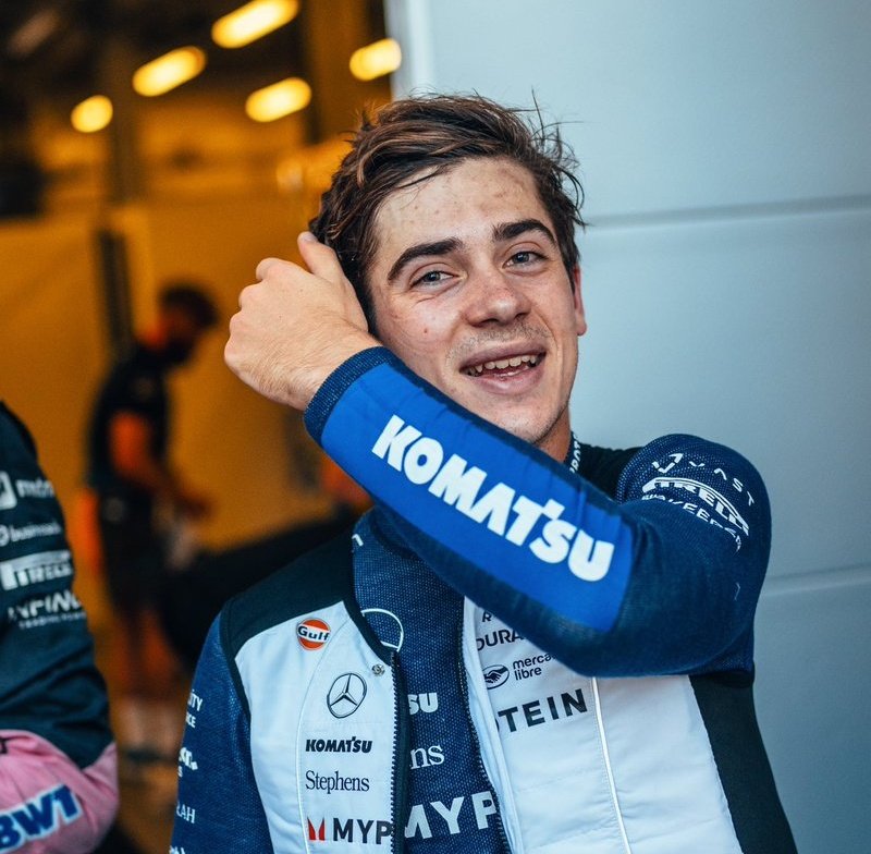 tcmemes_'s tweet photo. Correr más allá de las posibilidades del auto es solo para unos pocos talentos.

Franco Colapinto y Fernando Alonso tienen el mismo AURA https://t.co/f8hL6ld2M7
