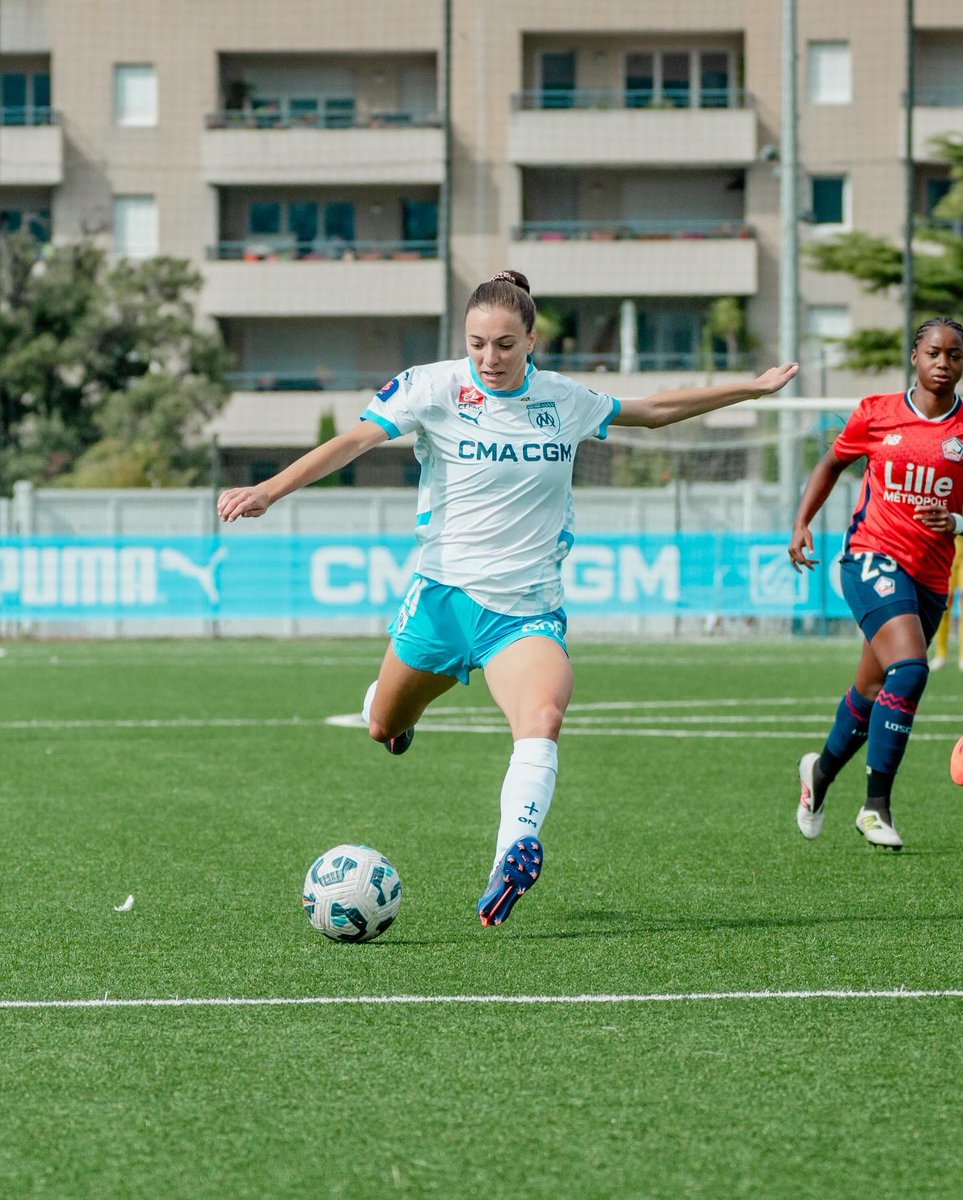 OMfeminines's tweet photo. 45 minutes pour aller chercher la victoire 👊🔵⚪️ #OMLOSC https://t.co/b2e0vHOPaL