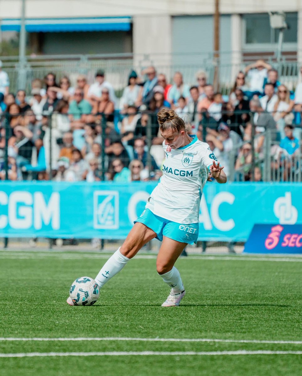 OMfeminines's tweet photo. 45 minutes pour aller chercher la victoire 👊🔵⚪️ #OMLOSC https://t.co/b2e0vHOPaL