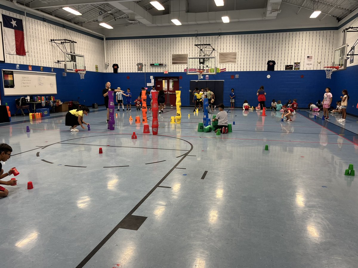 Students loved learning about Cupstacking in PE! Students can purchase their own gear online speedstacks.com/go/452565-1791… 

<a href="/SpeedStacksInc/">Speed Stacks Inc.</a> <a href="/FRES_Eagles/">Freedom Elementary</a>