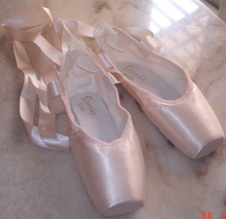 FlarlyHeart's tweet photo. ;༊ #edtwt #promotwt #artmoots
.☽༊˚16
☽༊˚Ballerina + Artist
.☽༊˚Interests: Ballet, Animes, art, Fashion etc.
𓆩♡𓆪New to EDTWT https://t.co/RSjThwxRmU
