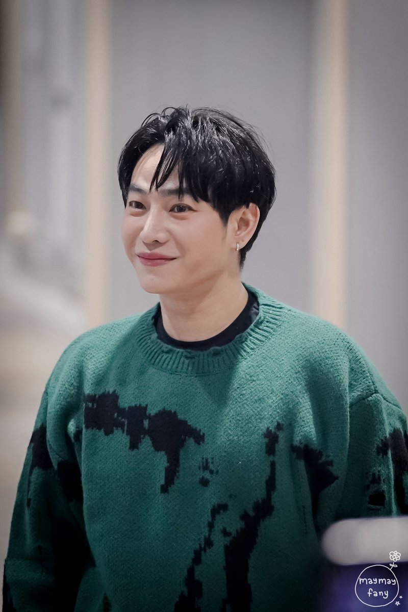 maymayfany's tweet photo. ขณะนี้ก้อนค.สดใสคนนึง กำลังปกคลุมศูนย์สิริกิต์ ☁️☀️💗

 #เป๊กผลิตโชคxTATDNA
@peckpalit  #เป๊กผลิตโชค #PeckPaLitChoke
#mmpalit #palitgallery https://t.co/X71j9Oxaon
