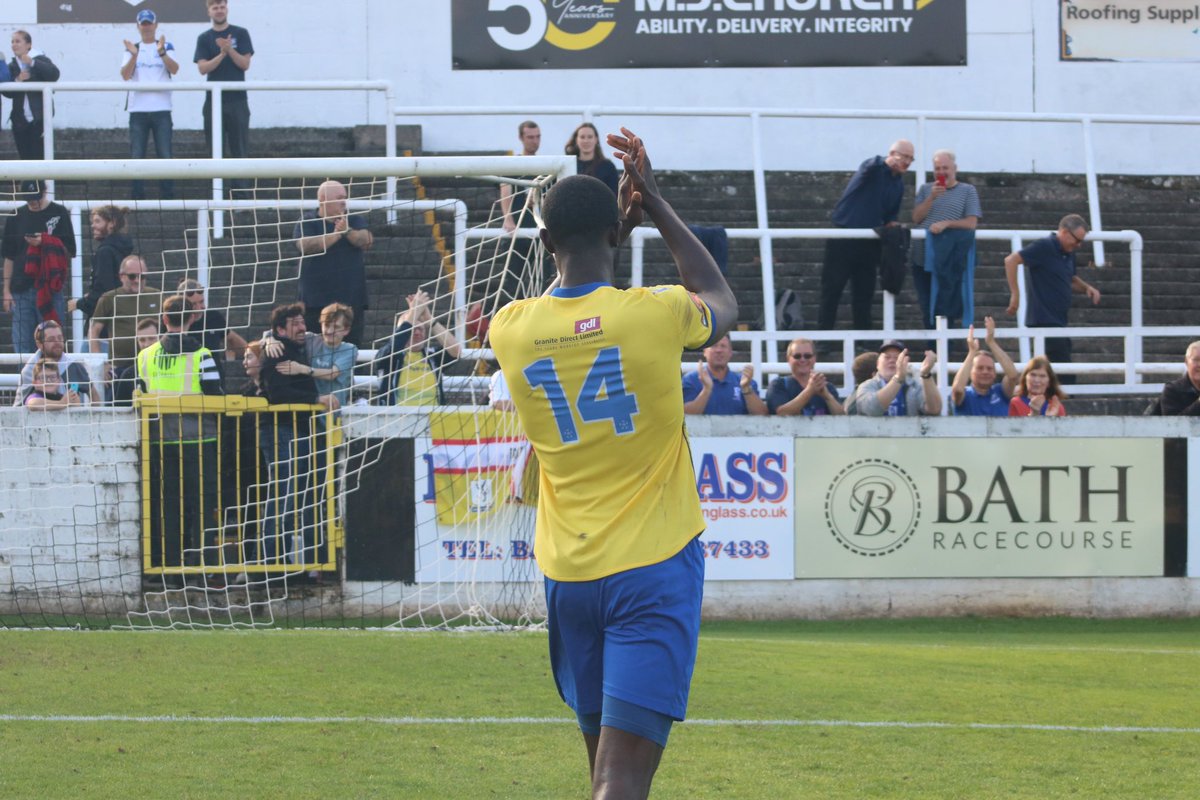 ETFCOfficial's tweet photo. An impressive performance @CarlMensah5 

#UpTheTown https://t.co/0qdWhI41Ob