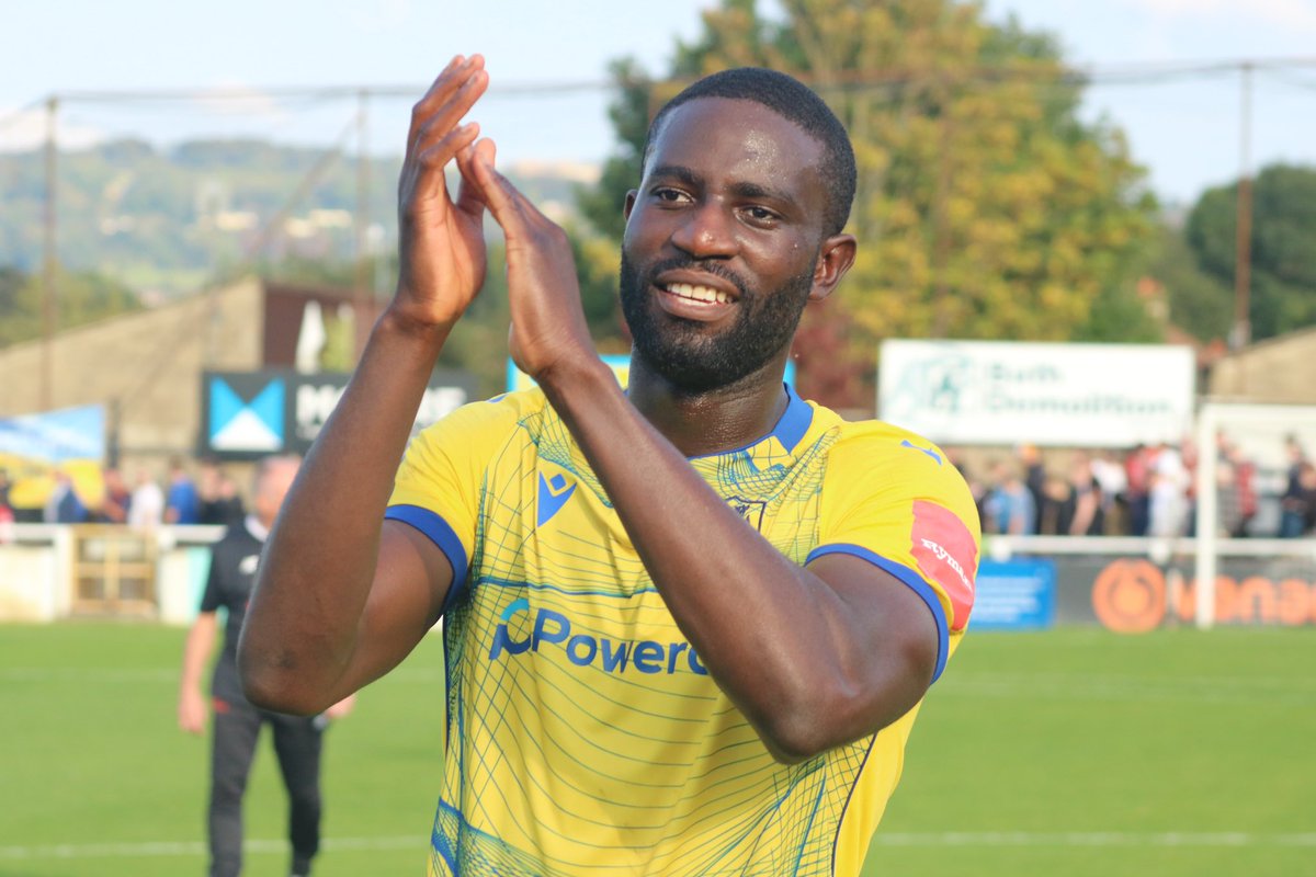 ETFCOfficial's tweet photo. An impressive performance @CarlMensah5 

#UpTheTown https://t.co/0qdWhI41Ob