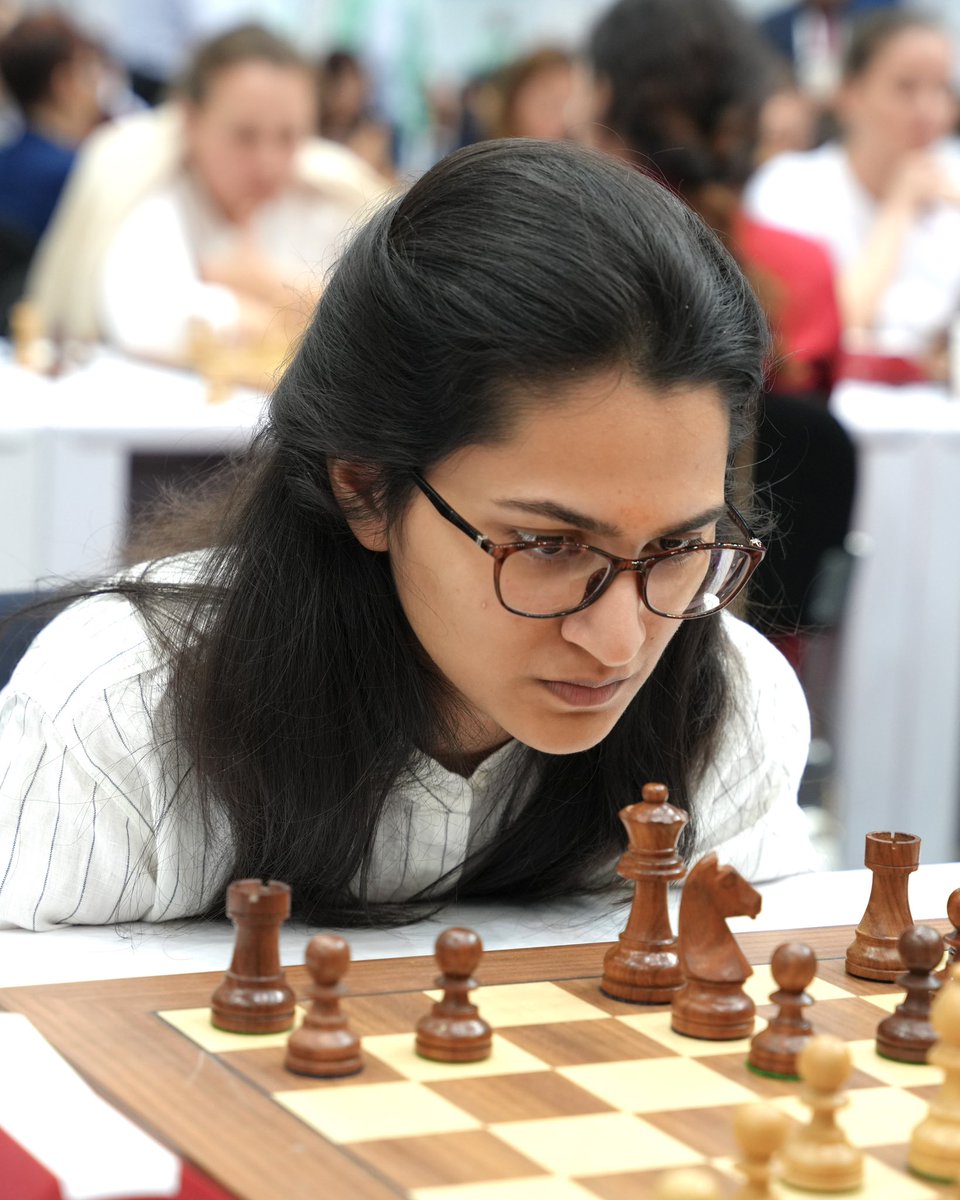 SusanPolgar's tweet photo. Double GOLD for India! 🇮🇳 Team bounced back big time after a bad 8th and 9th round. IM Divya Deshmukh literally carried her team (9.5/11 around 2600 performance), with IM Agrawal Vantika contributed big time (7.5/9 around 2550 performance)! Big congratulations to the team! 👏

#FIDE100 #BudapestOlympiad 

@FIDE_chess @WOMChess @aicfchess