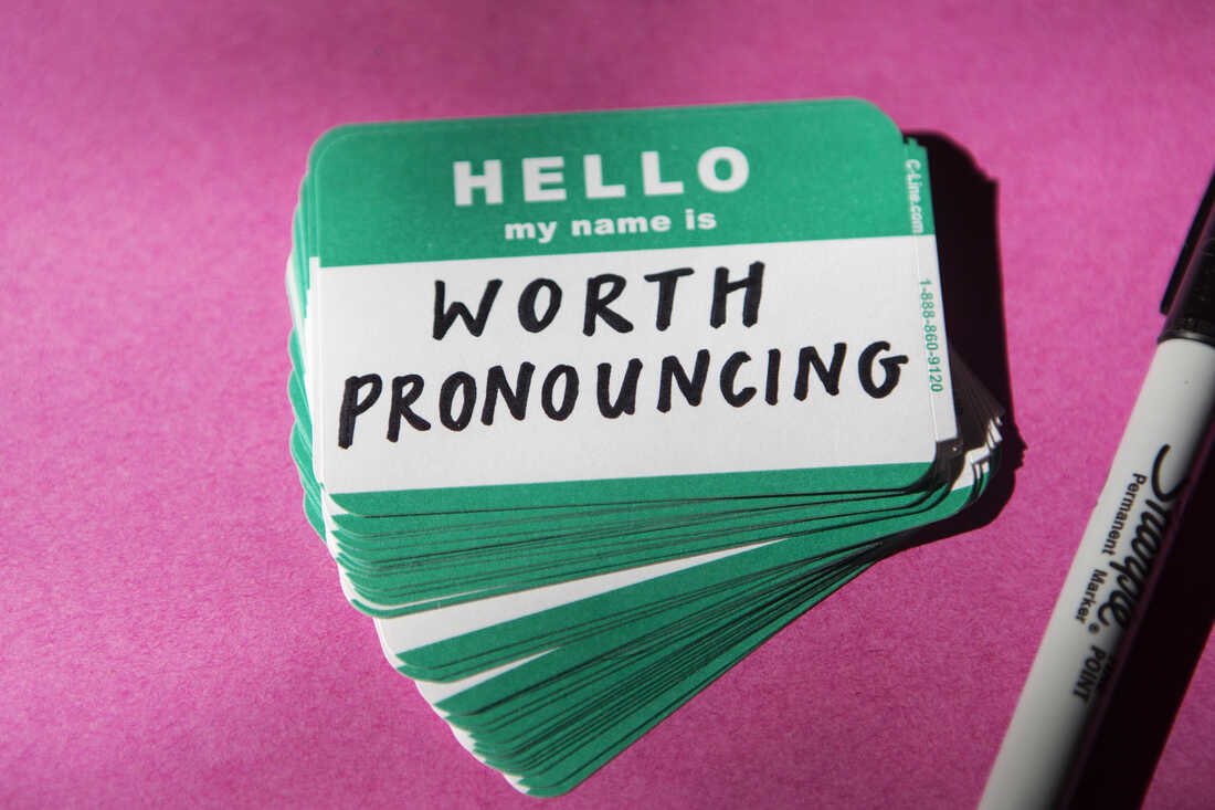 This is the time of year to make sure you know how to pronounce the names of all the students in your class. Here are some simple methods you can implement as an individual teacher or whole school to ensure all students feel welcome in your classroom: missmorrismanc.co.uk/2024/09/17/sto…