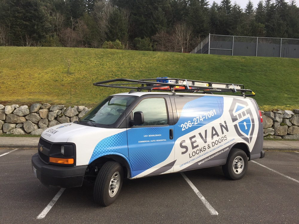 sevanlocksmith's tweet image. 🔑 Need a new set of keys? Sevan Locks &amp;amp; Doors offers quick and reliable key duplication services for all your needs. Visit us or call today! 🔒🚪 #KeyDuplication #LocksmithServices #SevanLocksandDoors