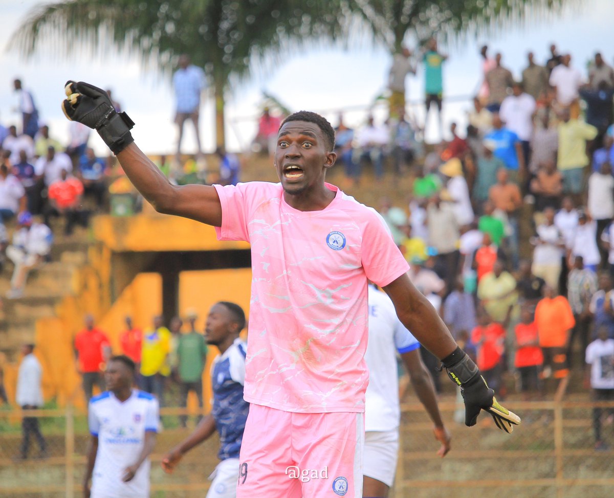 Gad_lee's tweet photo. 📸 || Oyo Delton
@mbaleheroesfc |  @UPL 
#MBHSCV | #StarTimesUPL https://t.co/AxHAwlJz7R