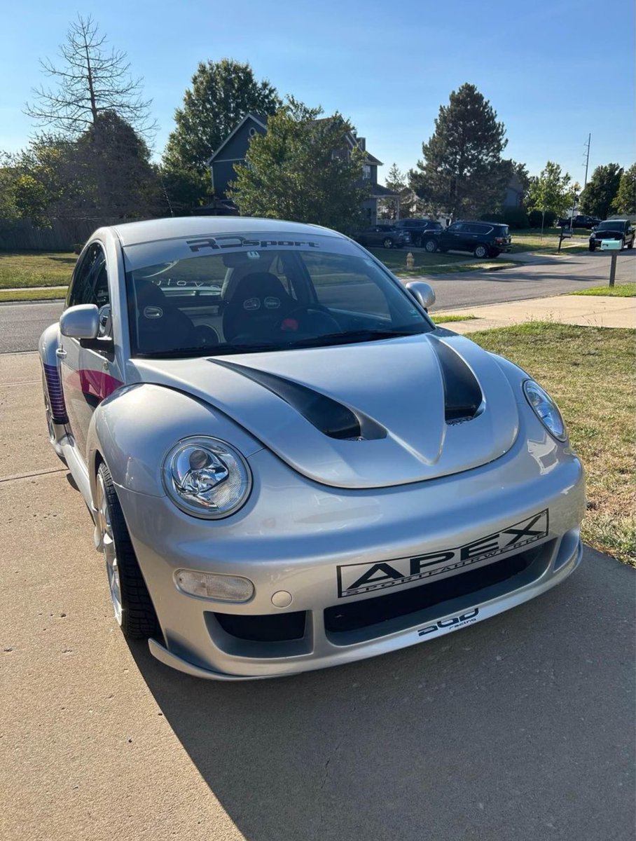 Hannughh's tweet photo. you will never guess how much $$$ they want for this beetle https://t.co/FTxjjTqA2R