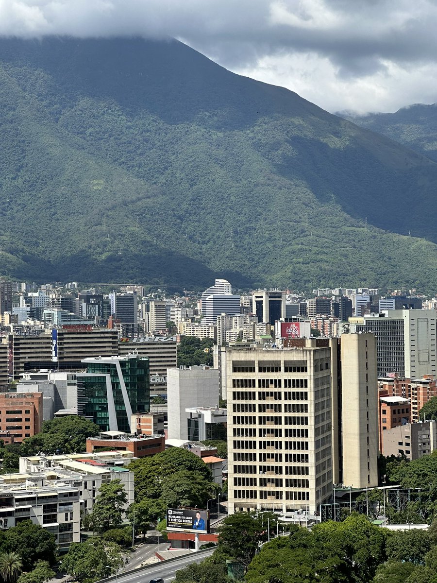 Raquel De Abreu 🇻🇪 tweet media