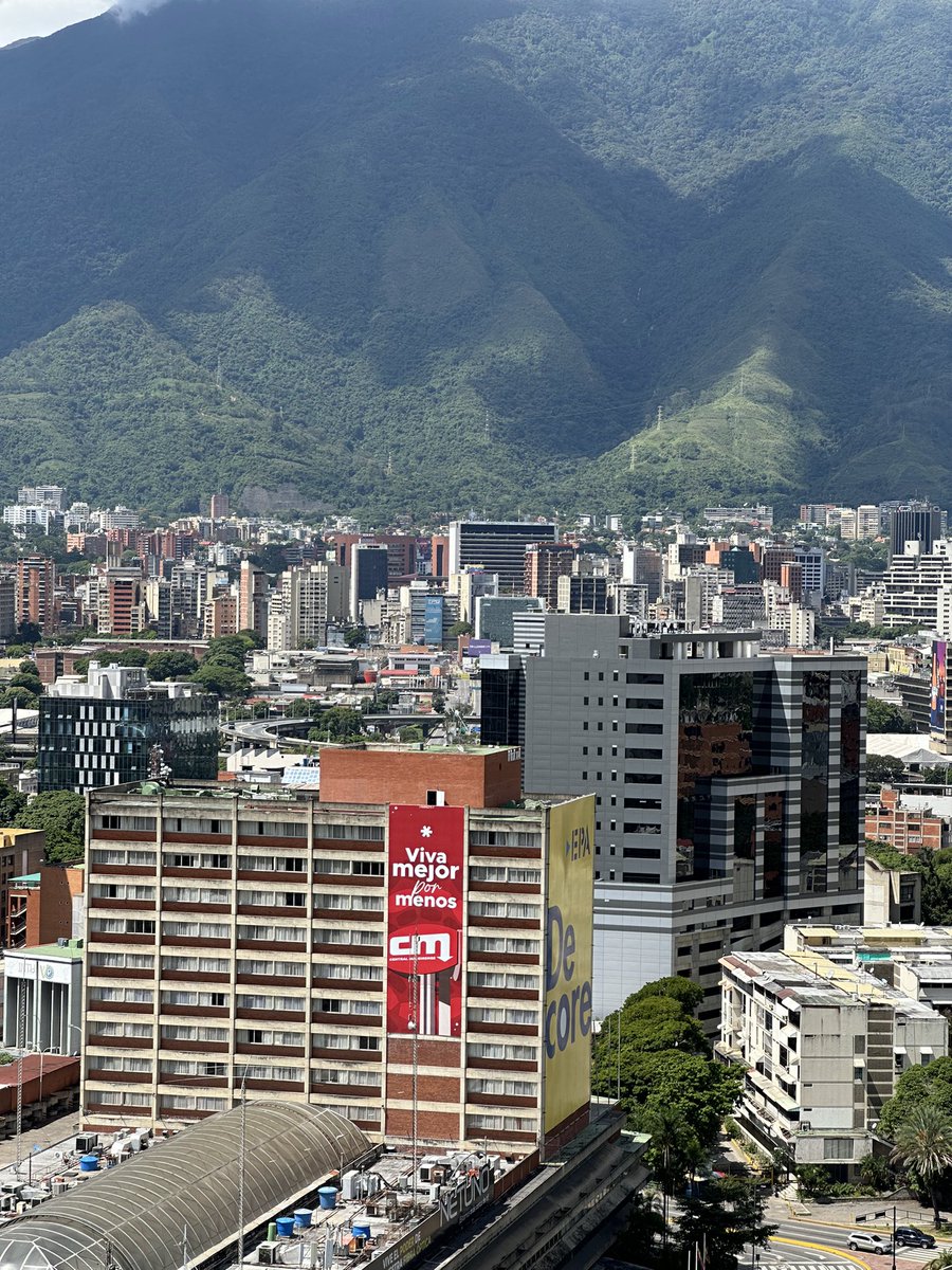 Raquel De Abreu 🇻🇪 tweet media