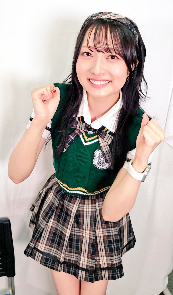 きみとバンドチェキ会in大阪
1部2部と参加😆
2部で梨央チャンのレアなグリーンの制服姿にキュン💕と来て思わず撮影もさせていただきました😆
バドミントン部設定で、「駄目だぞ」「ファイト」「よくできました」ポーズ😆💕
#きみとバンド #清原梨央