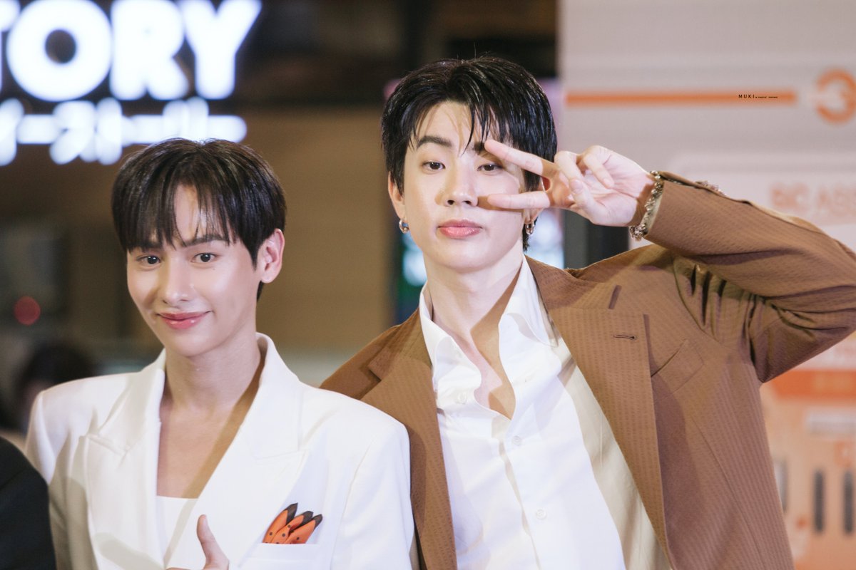 _mukiin's tweet photo. 👂

@AtthaphanP
@off_tumcial
#ออฟจุมพล #กันอรรถพันธ์ 
#SCXOffGun #ออฟกัน 
#SCExpressStation https://t.co/MPDW6XQl76